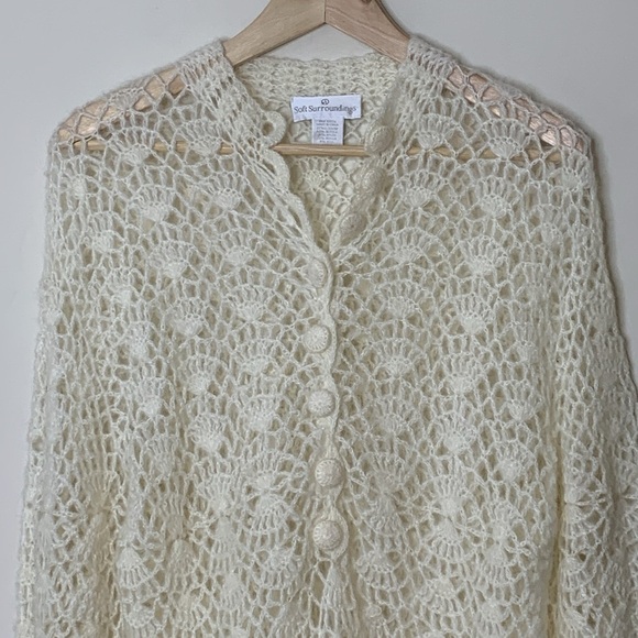 Soft Surroundings Ivory White Open Crochet Knit Scallop Button Tunic Top Sweater - Picture 4 of 17